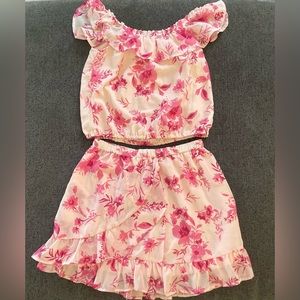 NWT, The Children’s Place, Girls Pink Floral 2 Piece Skirt & Top set, Kids 14